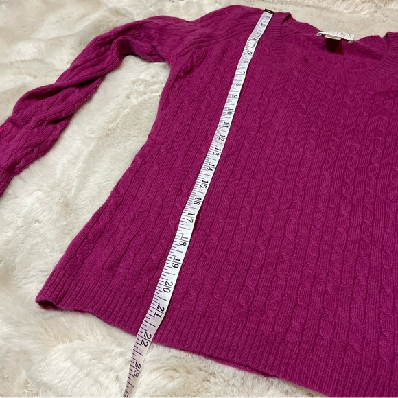 Kenar 100% 2 Ply Cashmere Mulberry Crew Neck Sweater Medium FLAWED - Picture 7 of 8